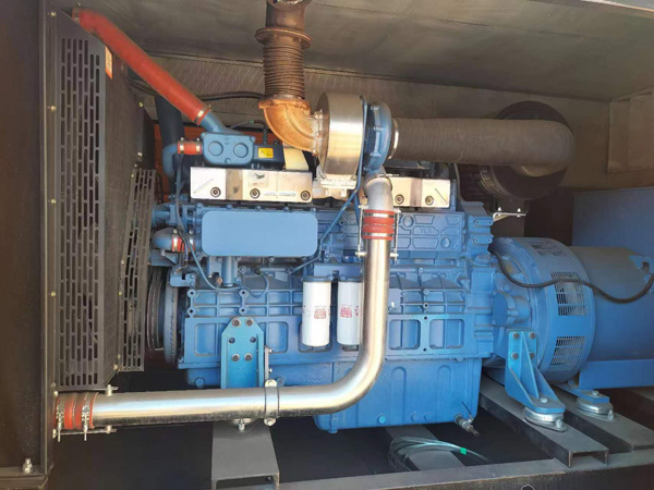 秦州燃油消耗率与进气温度的具体关系是什么?